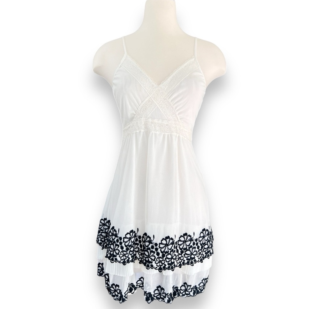 Evening Collection Ivory and Black Babydoll Dress or Top